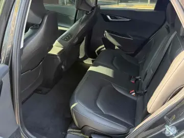 2022 Kia EV6 с пробегом 45 500 км