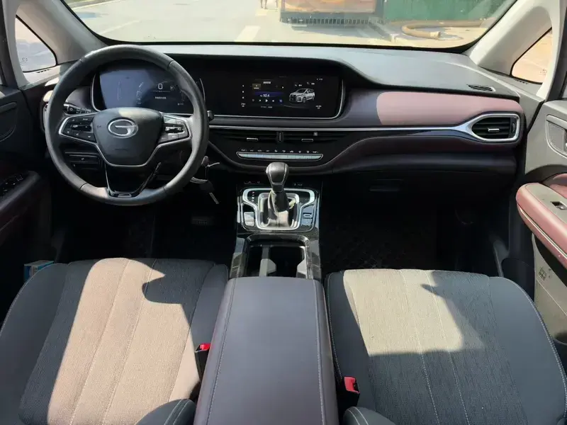 2023 GAC Trumpchi M6 с пробегом 96 000 км