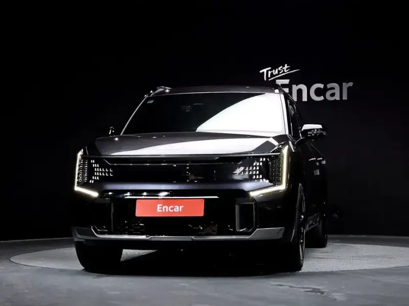 2024 Kia EV9 с пробегом 39 926 км