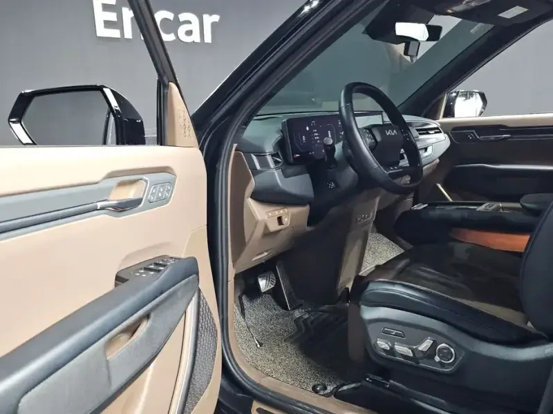 2024 Kia EV9 с пробегом 39 926 км