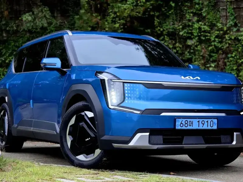 2023 Kia EV9 с пробегом 36 917 км
