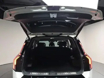 2024 Kia EV9 с пробегом 94 387 км
