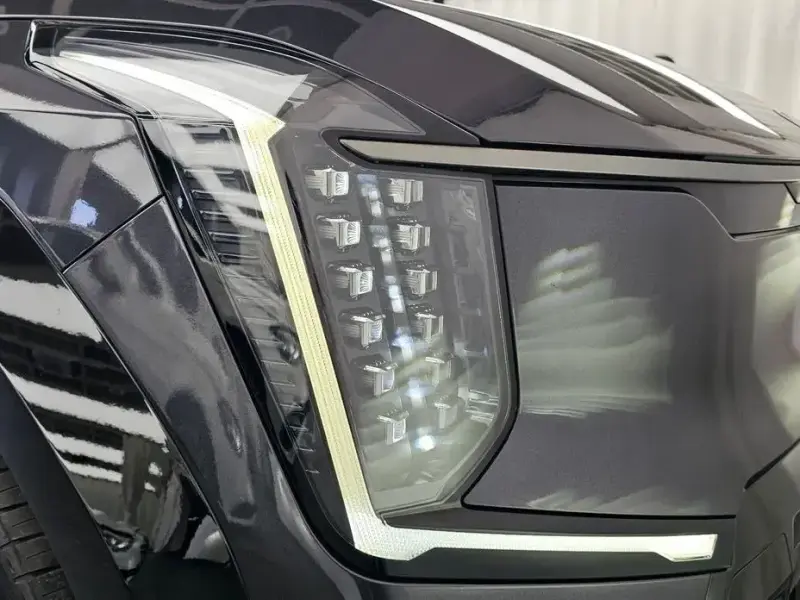 2023 Kia EV9 с пробегом 85 522 км
