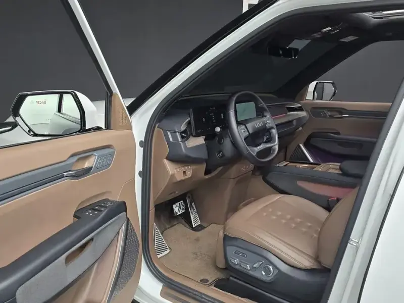 2023 Kia EV9 с пробегом 59 856 км