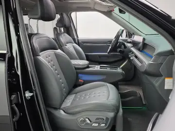 2023 Kia EV9 с пробегом 69 371 км