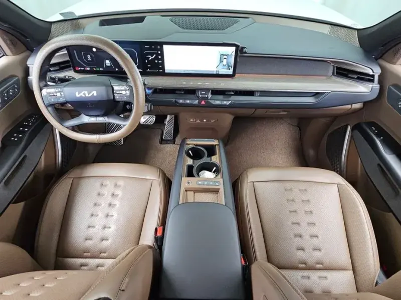 2023 Kia EV9 с пробегом 53 299 км