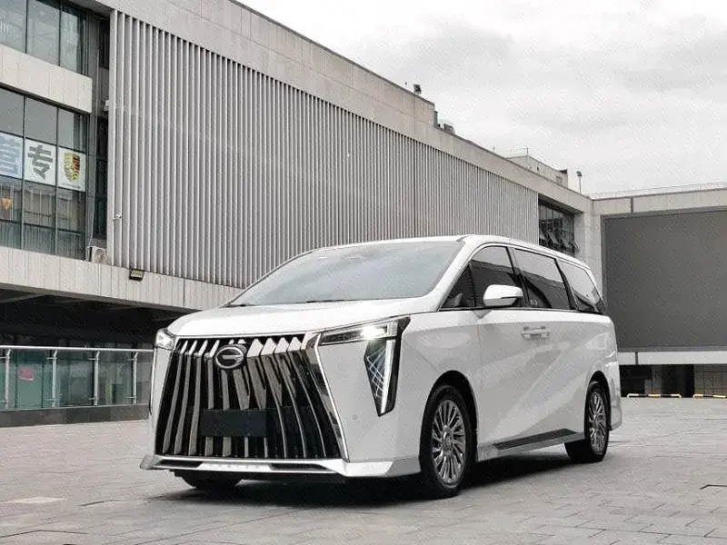 2023 GAC Trumpchi M8 с пробегом 15 000 км