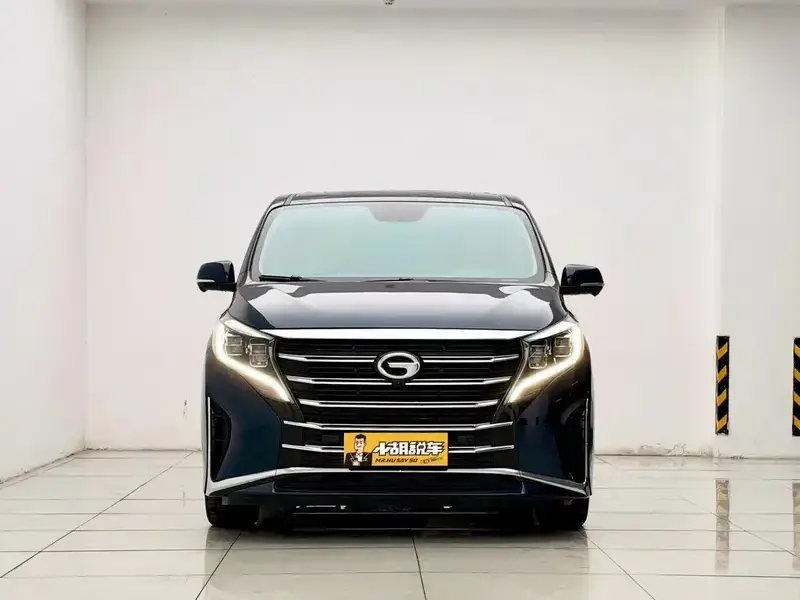2021 GAC Trumpchi M8 с пробегом 56 800 км