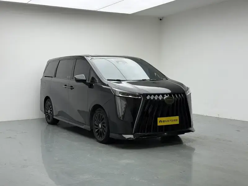 2023 GAC Trumpchi M8 с пробегом 76 900 км