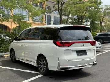 2021 GAC Trumpchi M8 с пробегом 130 000 км
