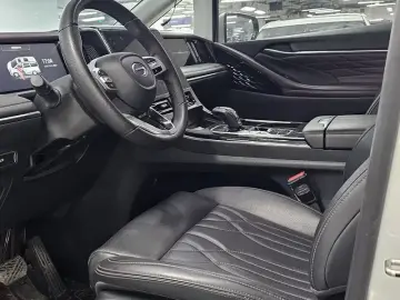 2024 GAC Trumpchi M8 с пробегом 85 000 км