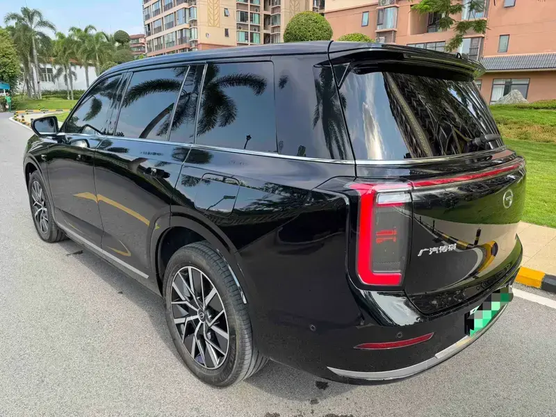 2025 GAC Trumpchi S9 с пробегом 18 000 км