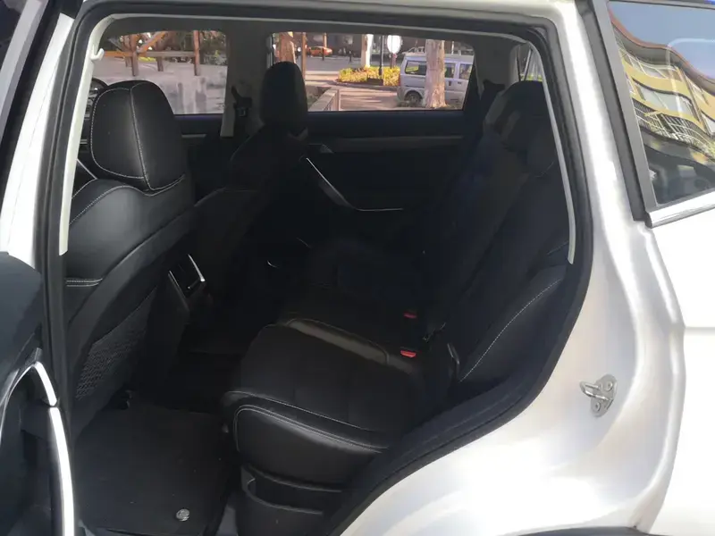 2020 Geely Atlas с пробегом 61 800 км