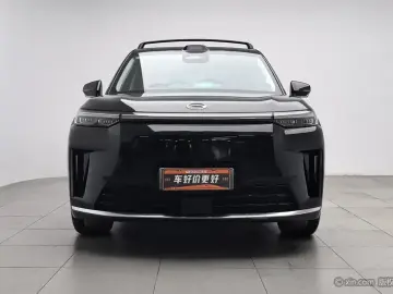 2025 GAC Trumpchi S9 с пробегом 17 900 км