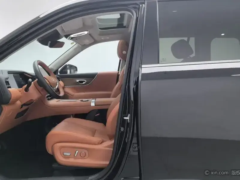2025 GAC Trumpchi S9 с пробегом 17 900 км