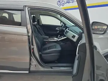 2020 Geely Atlas с пробегом 53 000 км