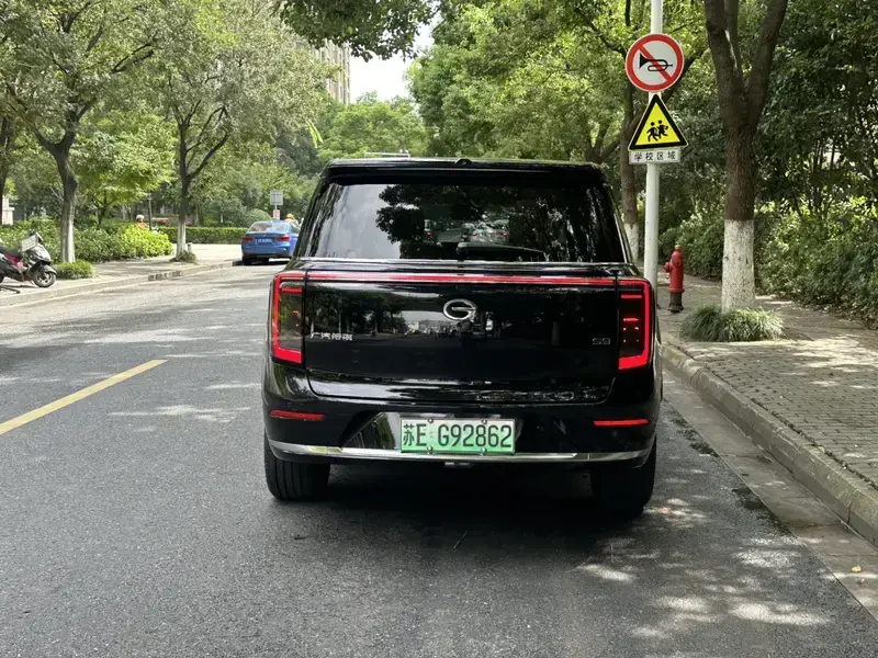 2025 GAC Trumpchi S9 с пробегом 18 000 км
