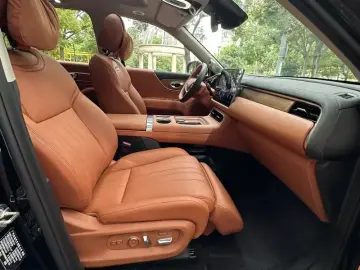 2025 GAC Trumpchi S9 с пробегом 18 000 км