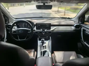 2019 Geely Binyue с пробегом 65 000 км