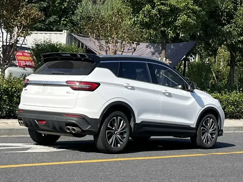 2020 Geely Binyue с пробегом 50 000 км