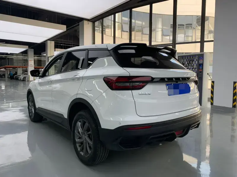 2025 Geely Binyue с пробегом 12 000 км