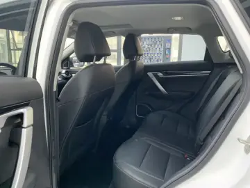 2025 Geely Binyue с пробегом 12 000 км