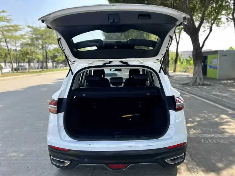 2019 Geely Coolray с пробегом 42 000 км