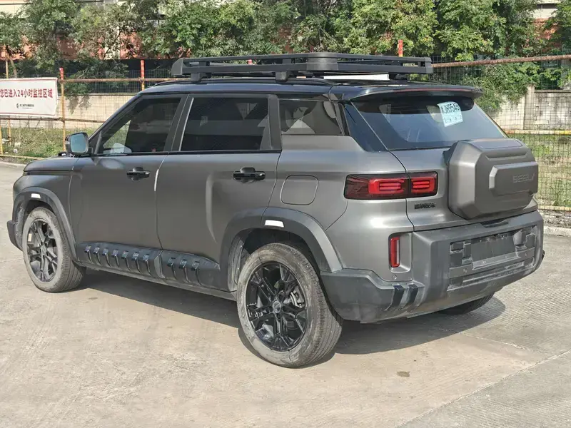 2025 Geely Cowboy с пробегом 25 000 км
