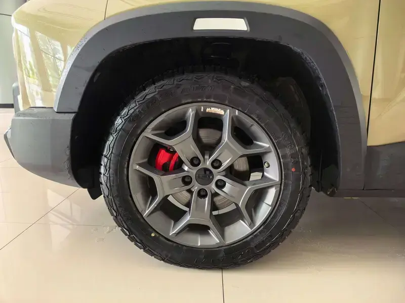 2025 Geely Cowboy с пробегом 6 800 км