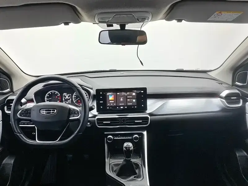 2023 Geely Coolray с пробегом 45 000 км