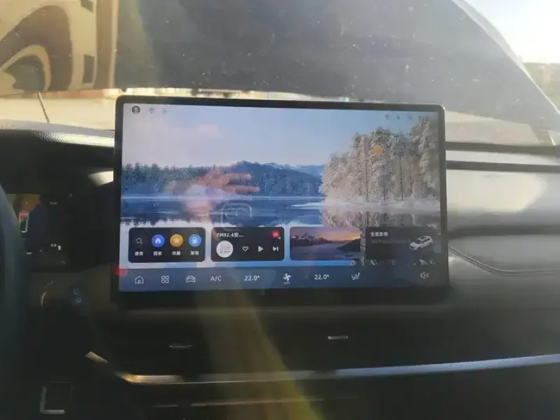 2023 Geely Haoyue L с пробегом 17 000 км