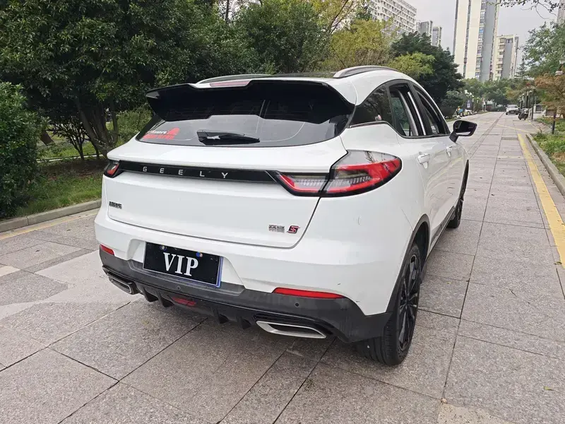2021 Geely Emgrand S с пробегом 33 000 км