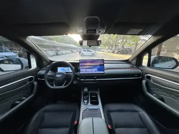2024 Geely Haoyue L с пробегом 54 800 км