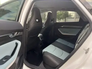 2022 Geely Emgrand S с пробегом 20 000 км