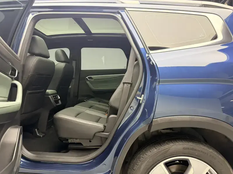 2023 Geely Haoyue L с пробегом 29 300 км