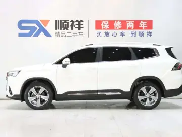 2023 Geely Haoyue L с пробегом 5 000 км