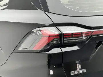 2023 Geely Haoyue L с пробегом 32 900 км