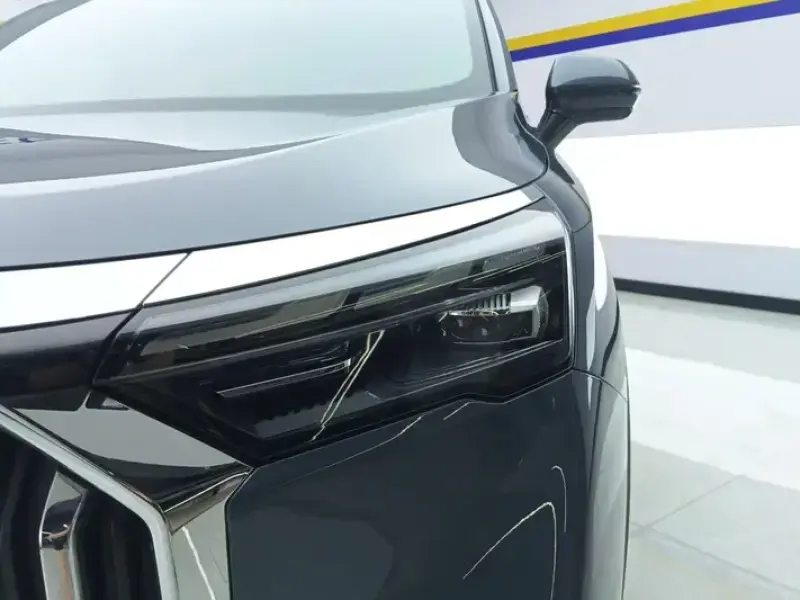 2023 Geely Haoyue L с пробегом 26 000 км
