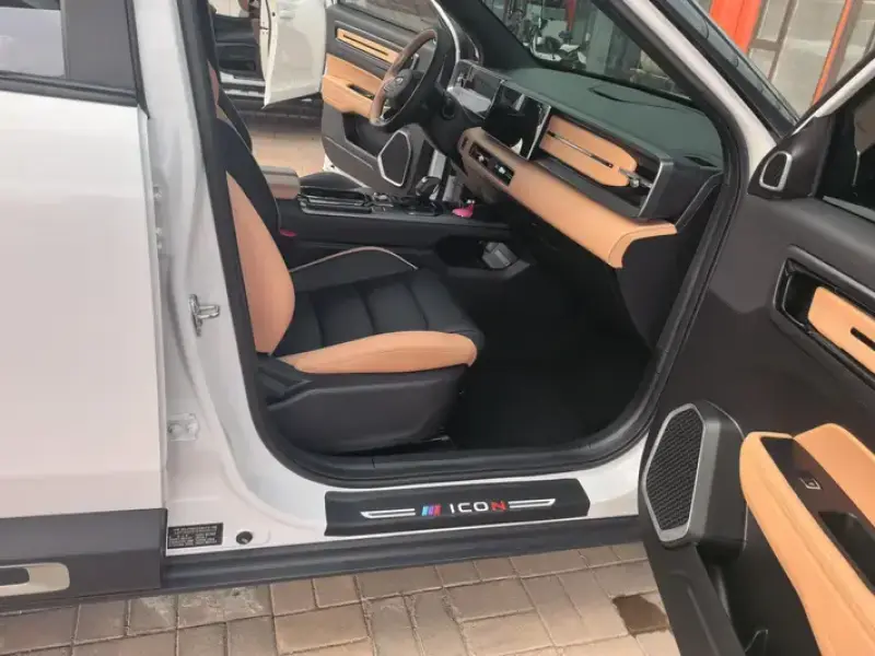 2023 Geely Icon с пробегом 22 000 км