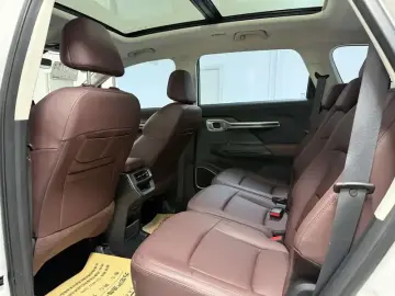 2022 Geely Okavango с пробегом 30 000 км