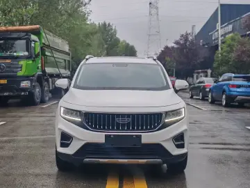 2022 Geely Okavango с пробегом 80 000 км
