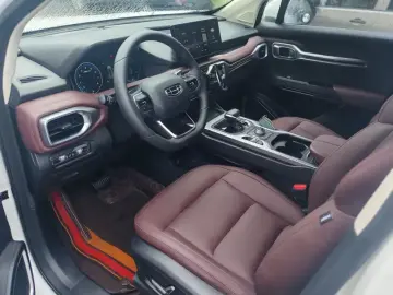 2022 Geely Okavango с пробегом 80 000 км