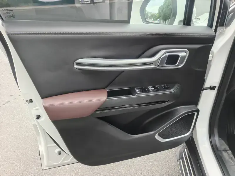2022 Geely Okavango с пробегом 35 400 км