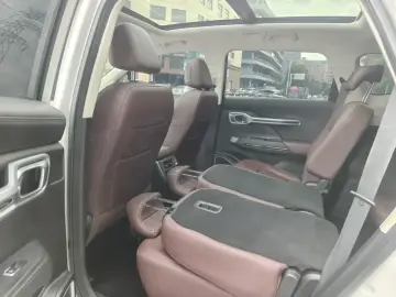 2022 Geely Okavango с пробегом 35 400 км