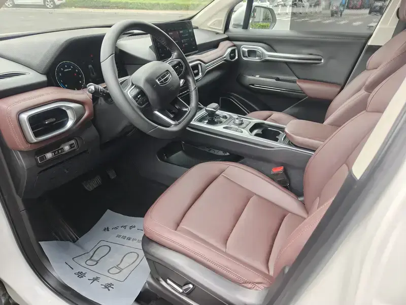 2022 Geely Okavango с пробегом 35 400 км