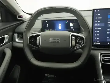2025 Geely Galaxy A7 с пробегом 45 100 км