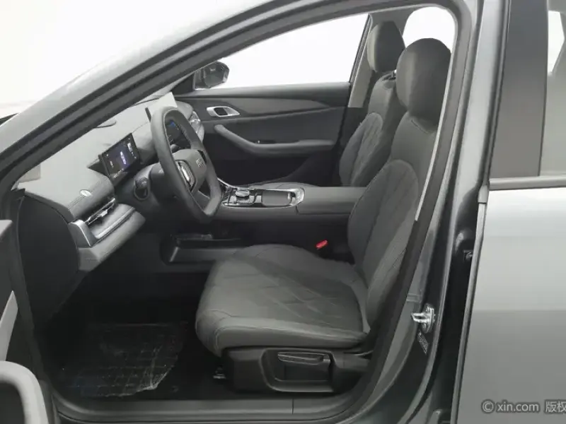 2025 Geely Galaxy A7 с пробегом 45 100 км