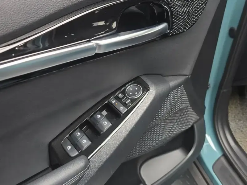 2025 Kia Seltos с пробегом 8 322 км
