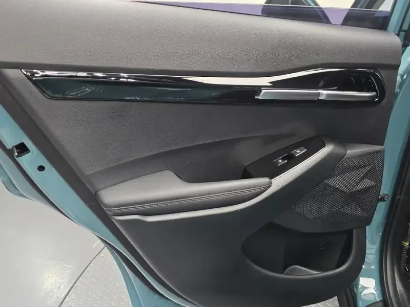 2025 Kia Seltos с пробегом 8 322 км