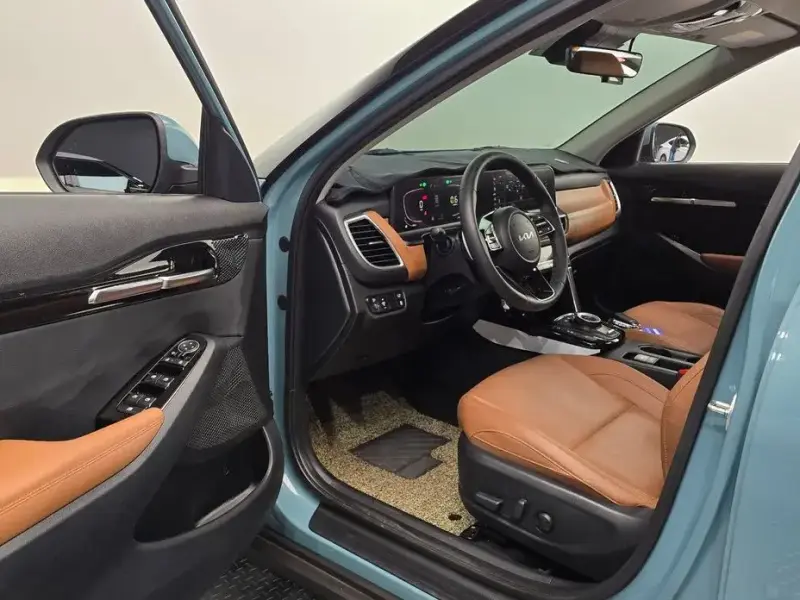 2023 Kia Seltos с пробегом 40 192 км